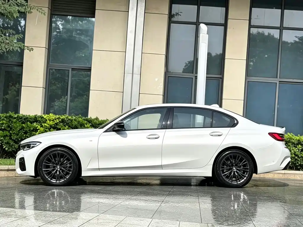 BMW 3 Series 2019