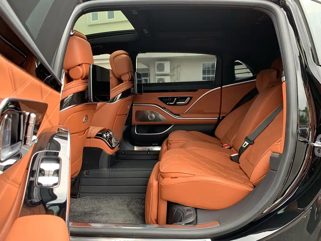 Mercedes-Benz Maybach S-Class 2025 — фото 15