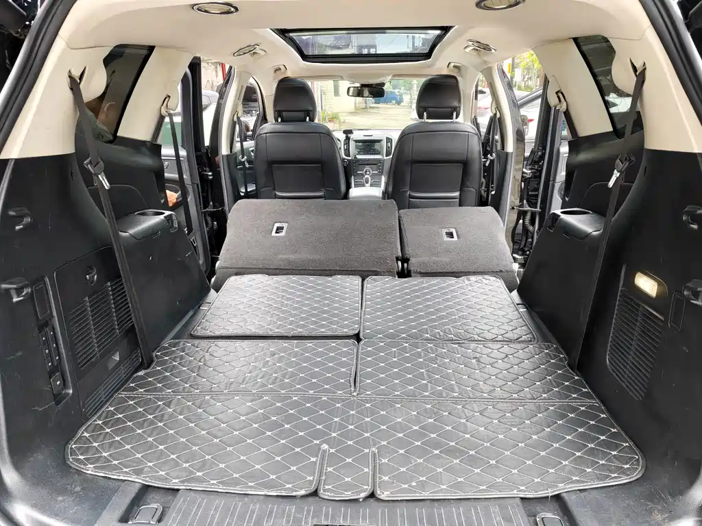 Ford Edge 2015 — фото 11