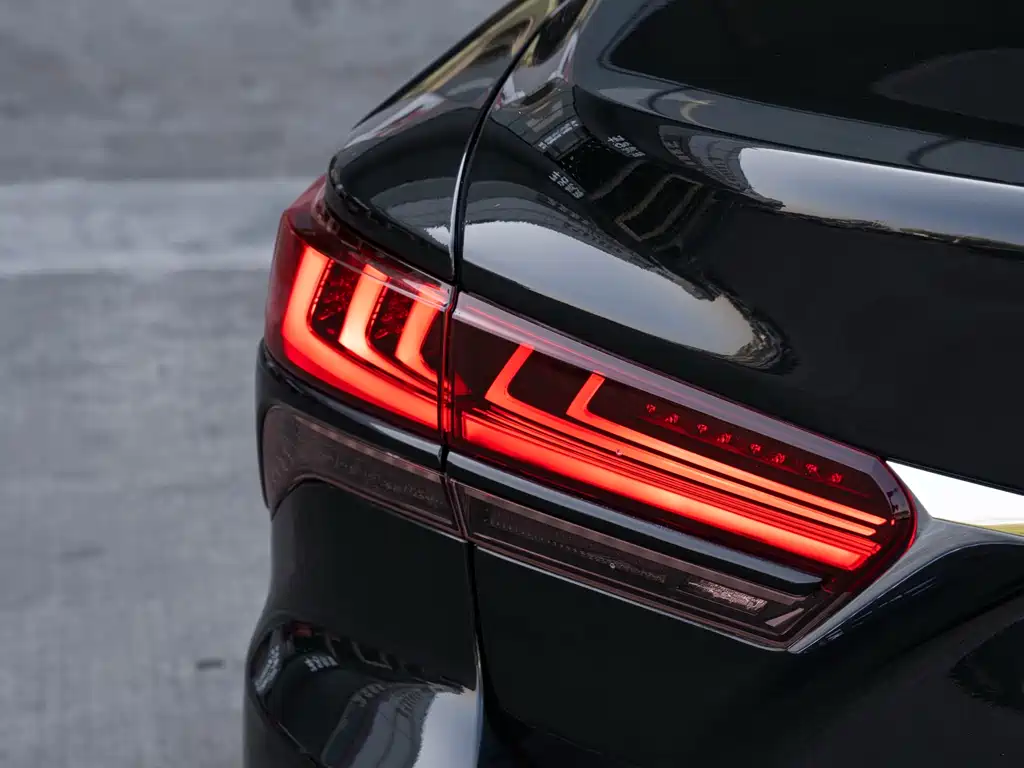 Lexus LS 2021
