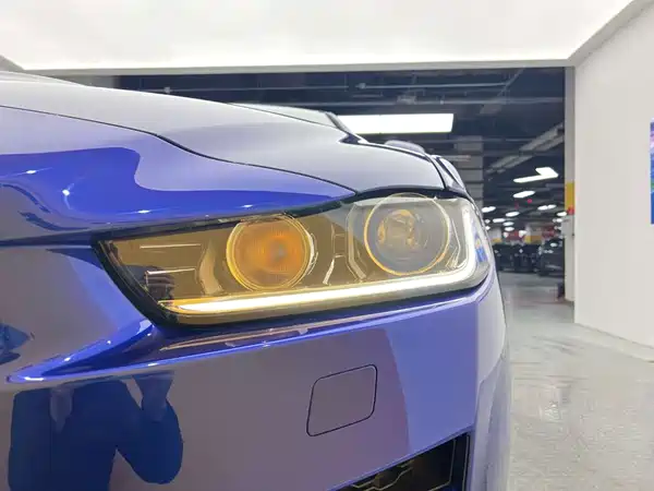 Jaguar XEL 2019