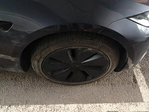 Tesla Model 3 2025