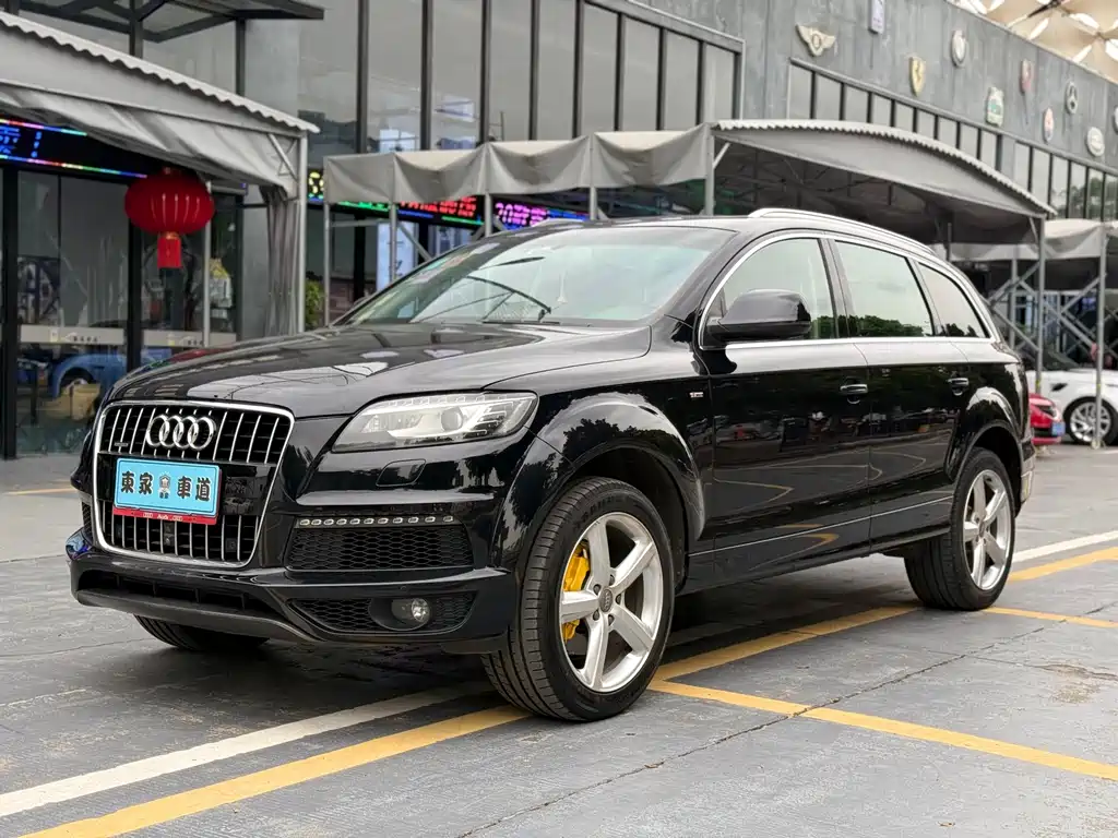 Audi Q7 2015 — фото 1