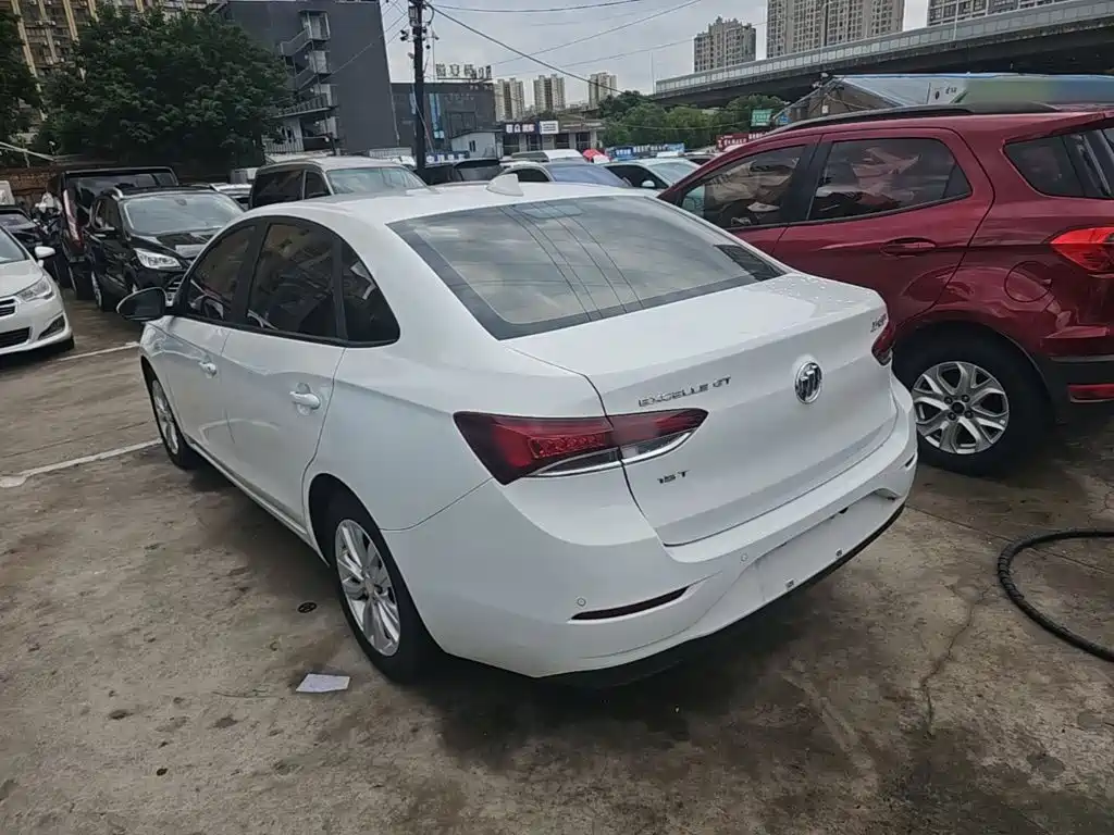 Buick Excelle 2020