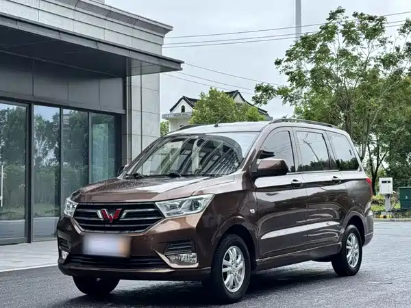 Wuling Hongguang 2019