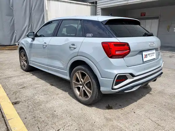 Audi Q2L 2022