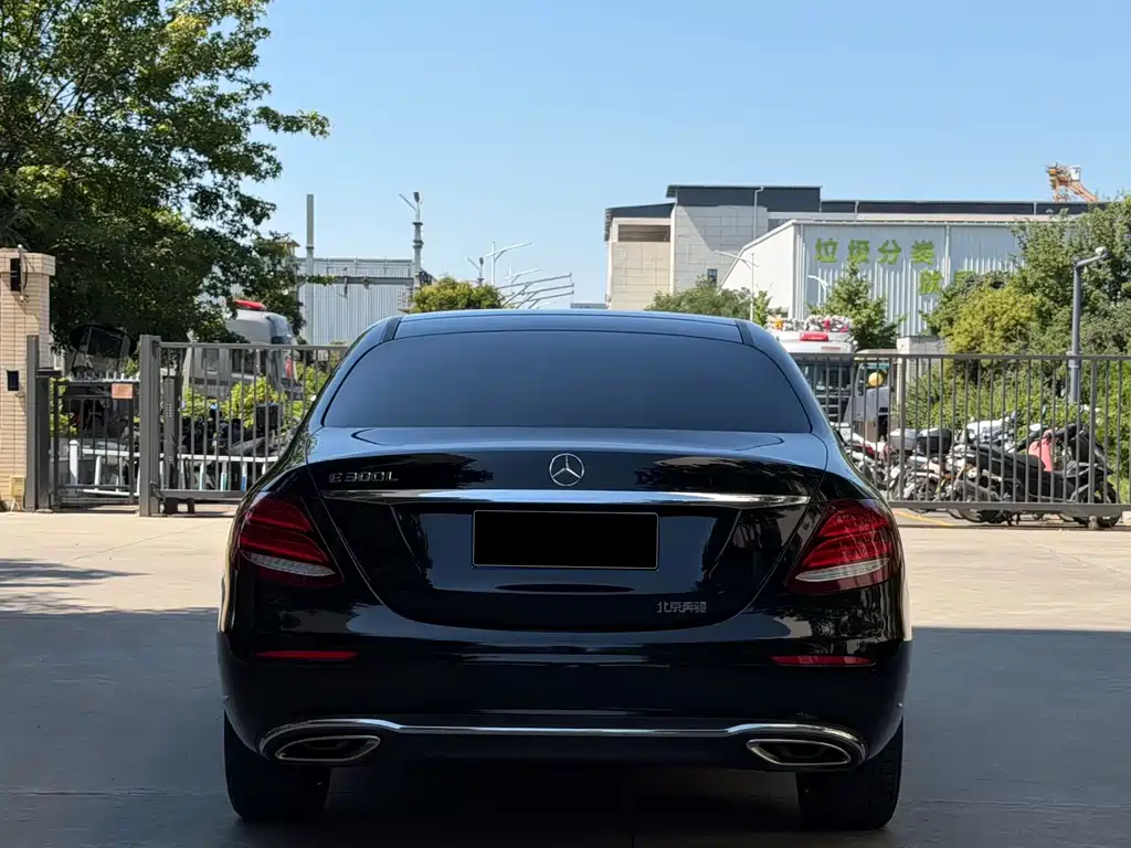 Mercedes-Benz E-Class 2018 — фото 8