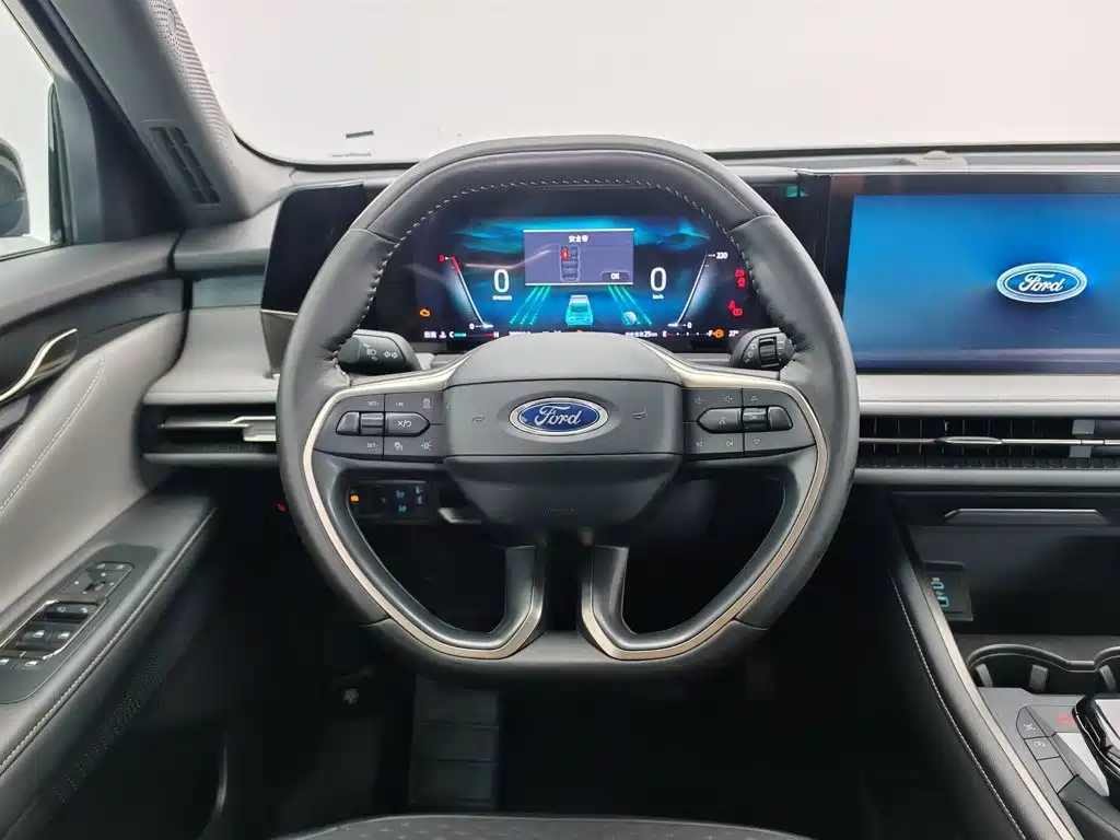 Ford Edge 2023 — фото 11