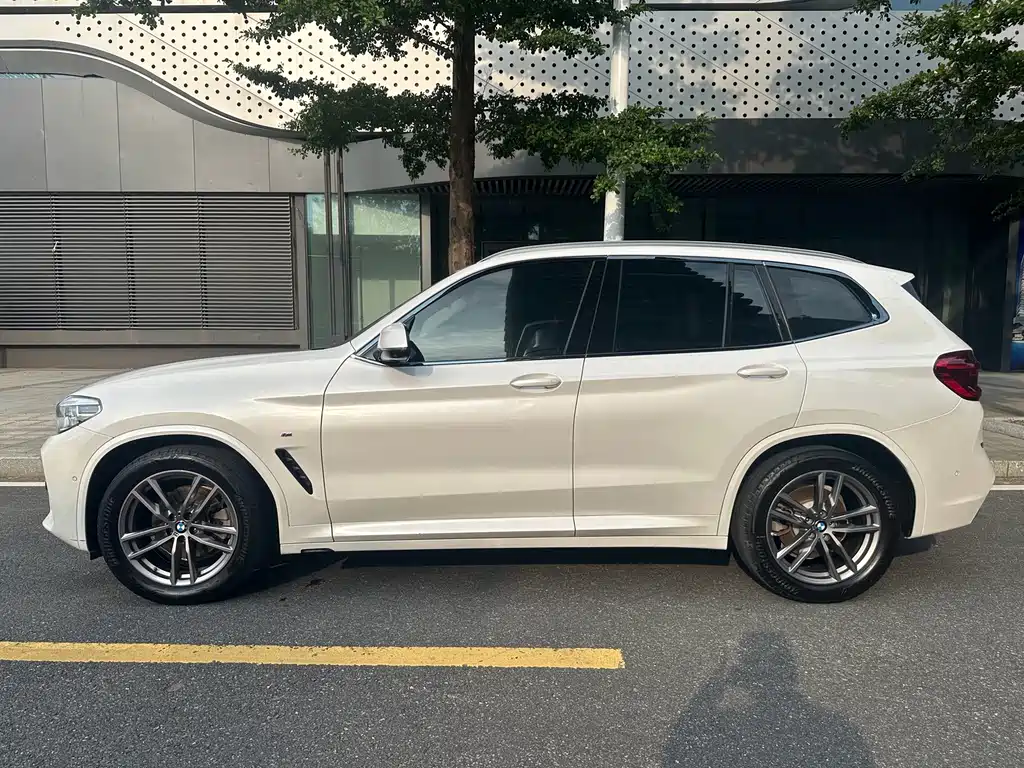 BMW X3 2019 — фото 9