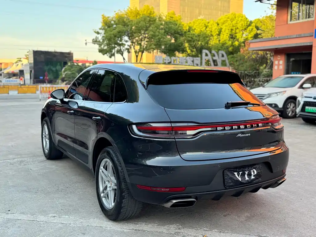 Porsche Macan 2021 — фото 13