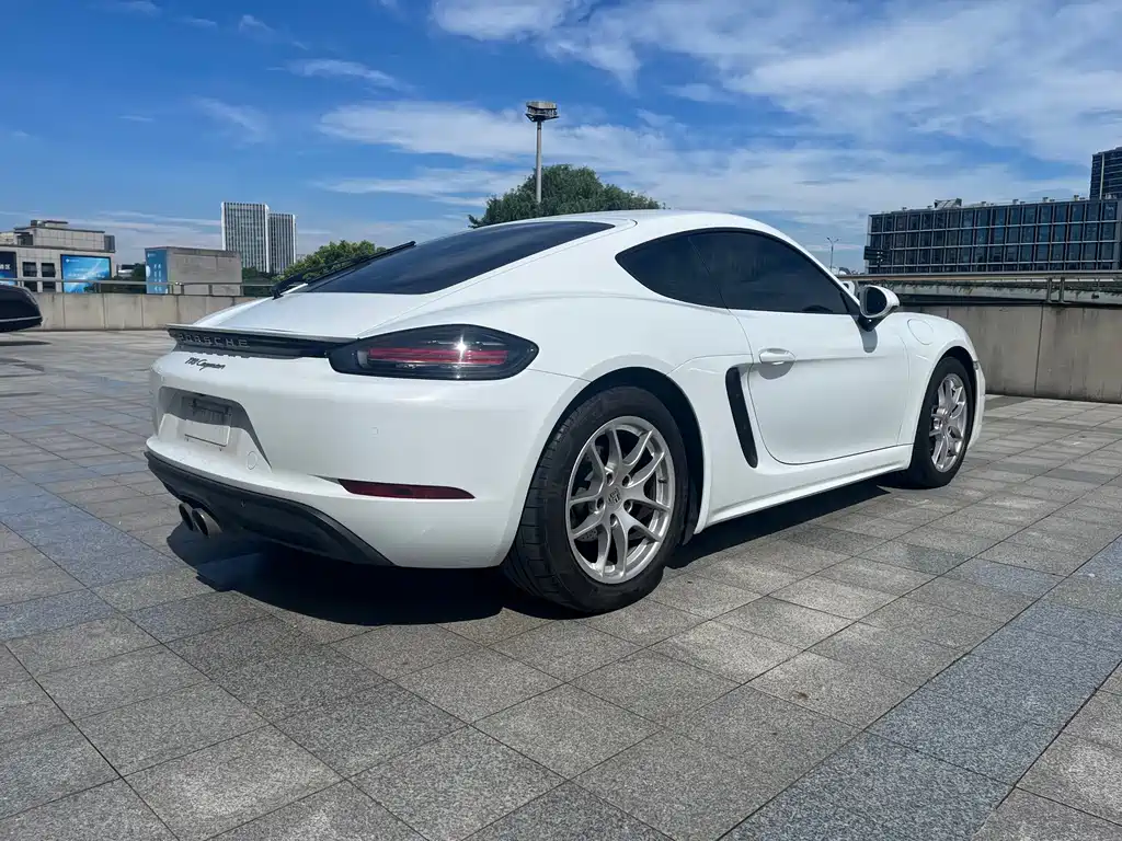 Porsche 718 2017