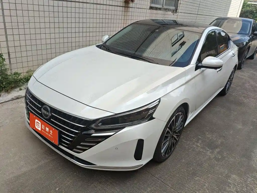 Nissan Teana 2024