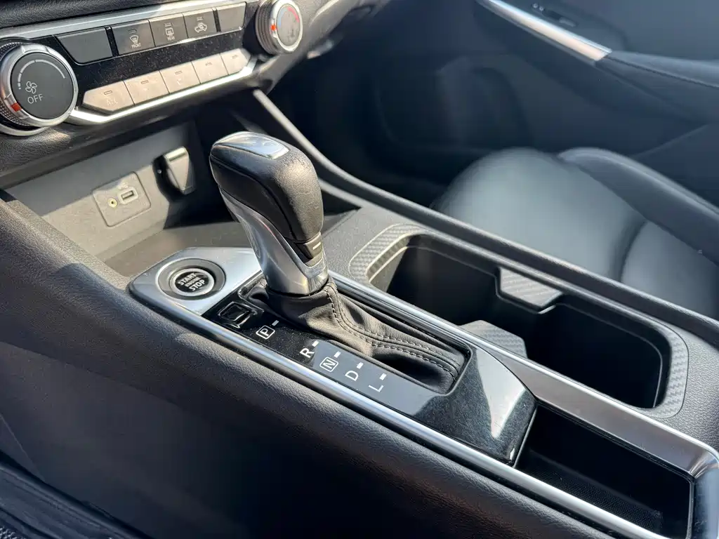 Nissan Sylphy 2019 — фото 21
