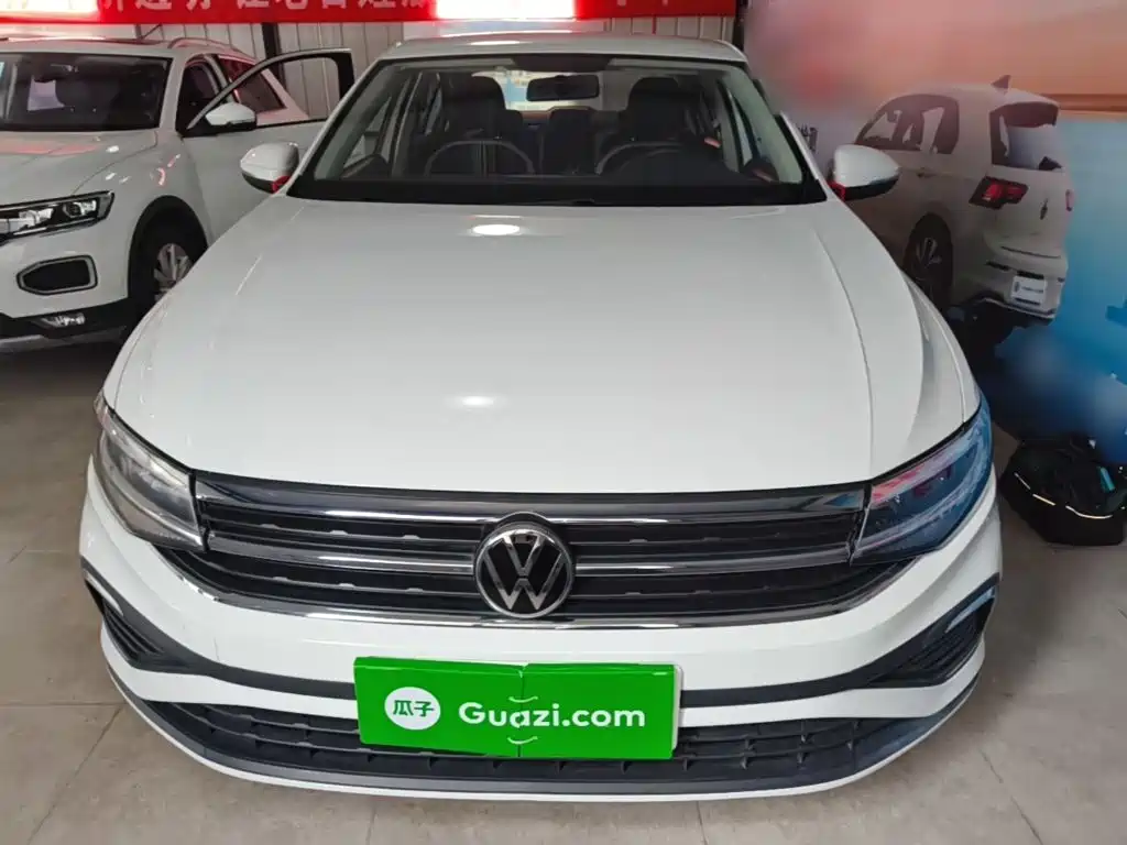Volkswagen Bora 2024