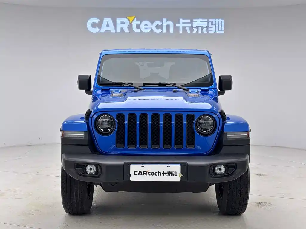 Jeep Wrangler 2023 — фото 3