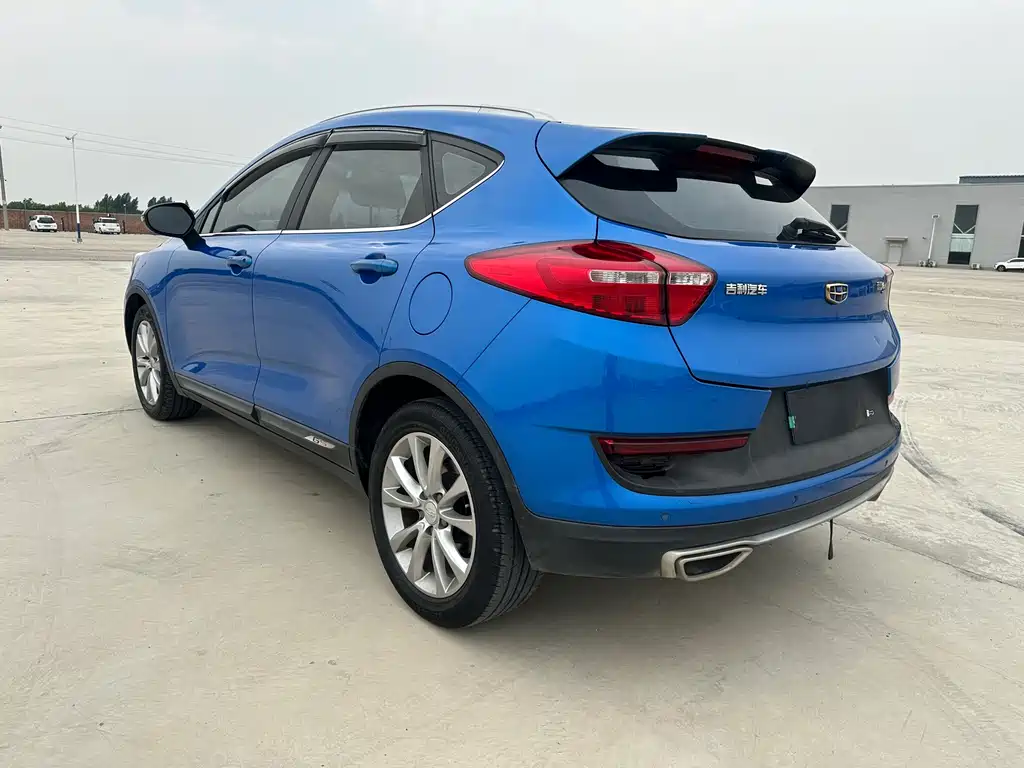 Geely Emgrand GS 2017 — фото 14