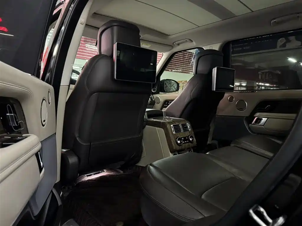 Land Rover Range Rover 2019 — фото 15
