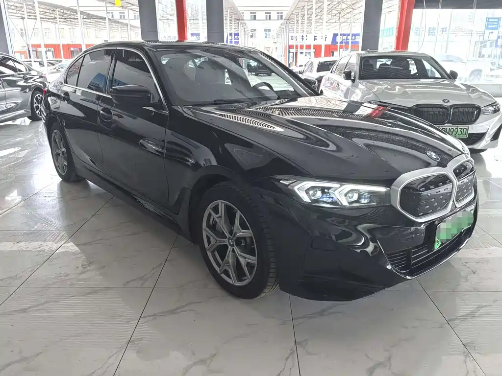 BMW i3 2025