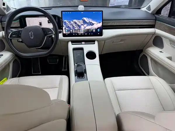 AITO M5 2022