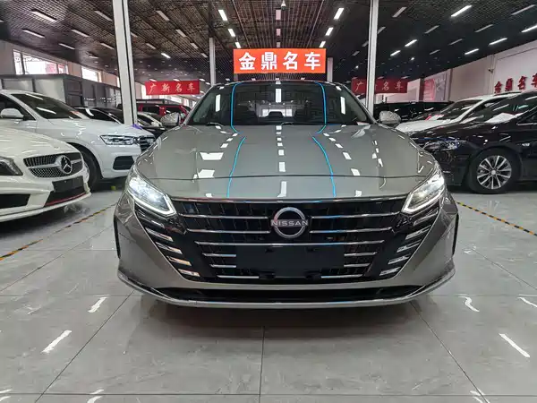 Nissan Teana 2022