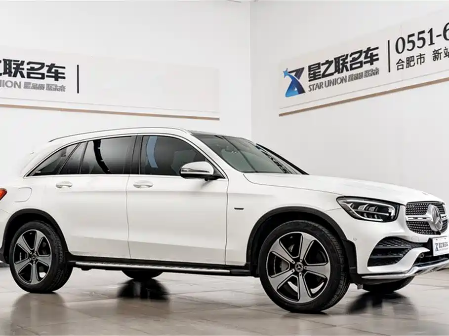 Mercedes-Benz GLC 2022 — фото 6