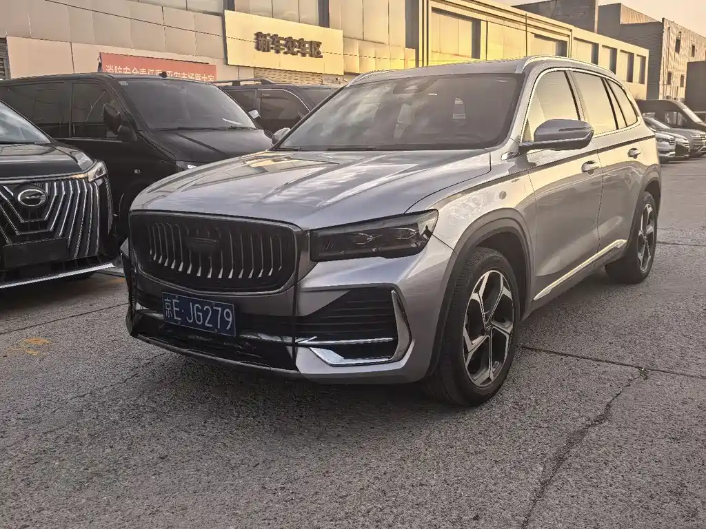 Geely Xingyue L 2022 — фото 1