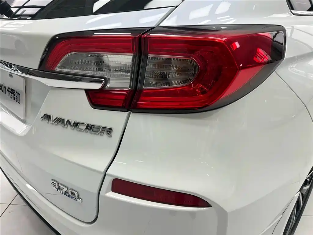 Honda Avancier 2018 — фото 15