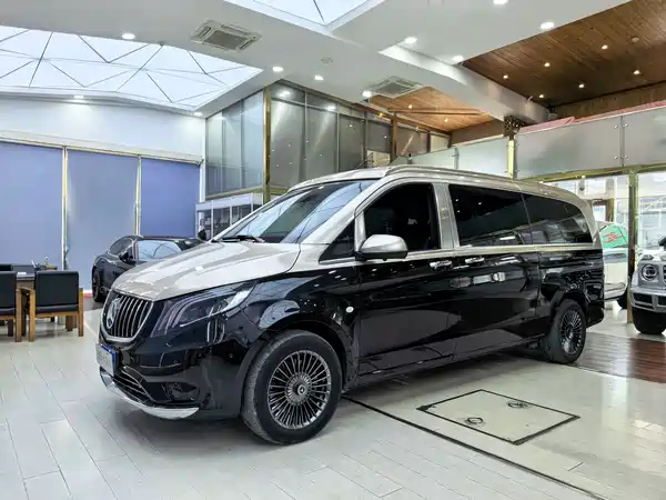 Mercedes-Benz Vito 2024