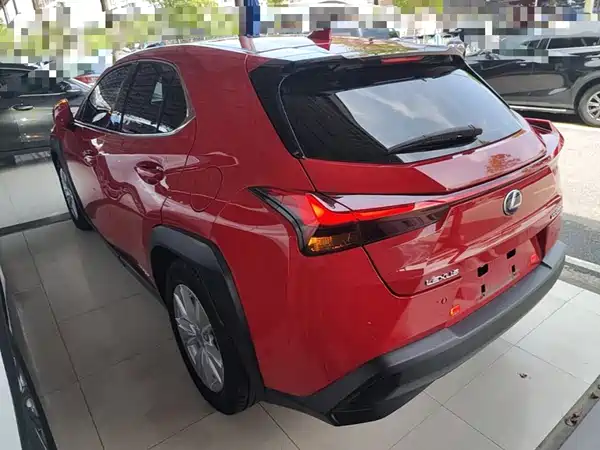 Lexus UX 2020