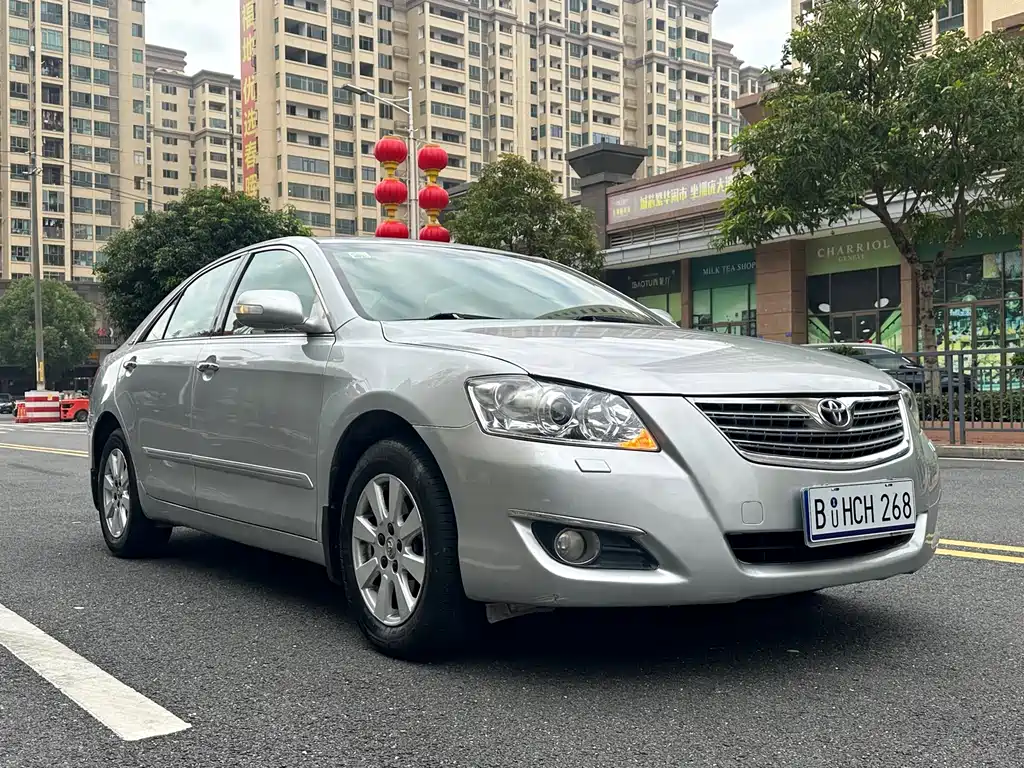 Toyota Camry 2008 — фото 3