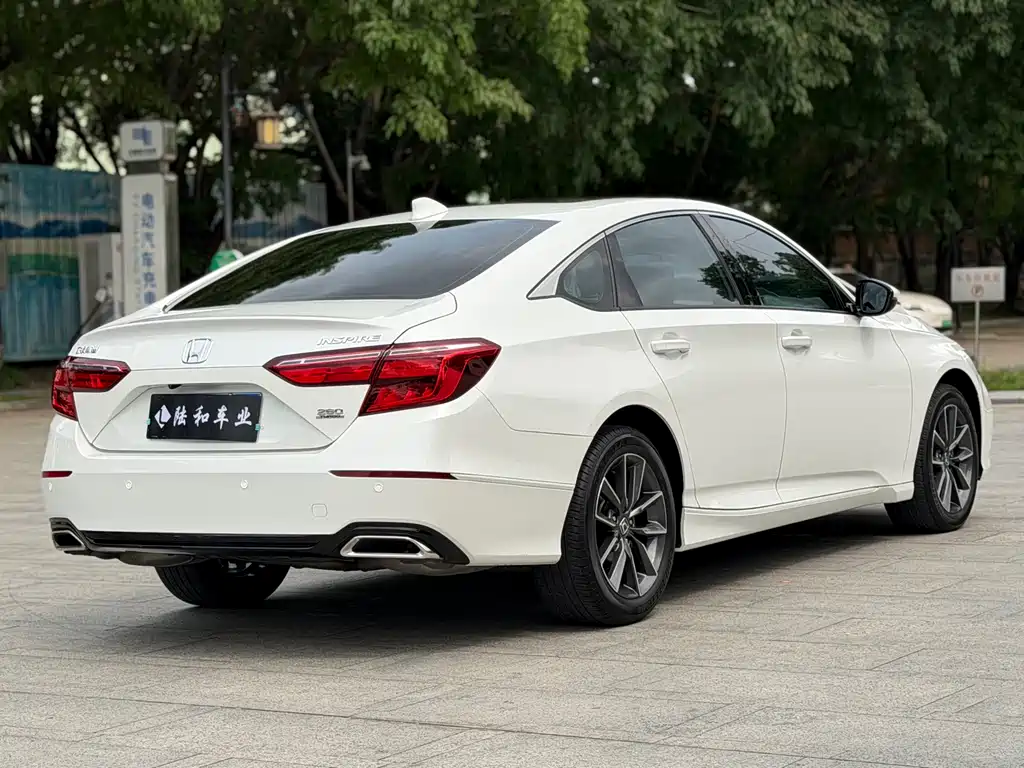 Honda Inspire 2022 — фото 20