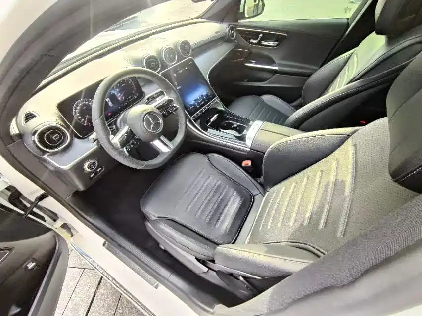 Mercedes-Benz C-Class 2022 — фото 6