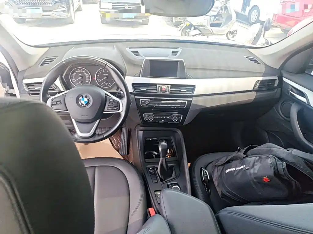 BMW X1 2019 — фото 10
