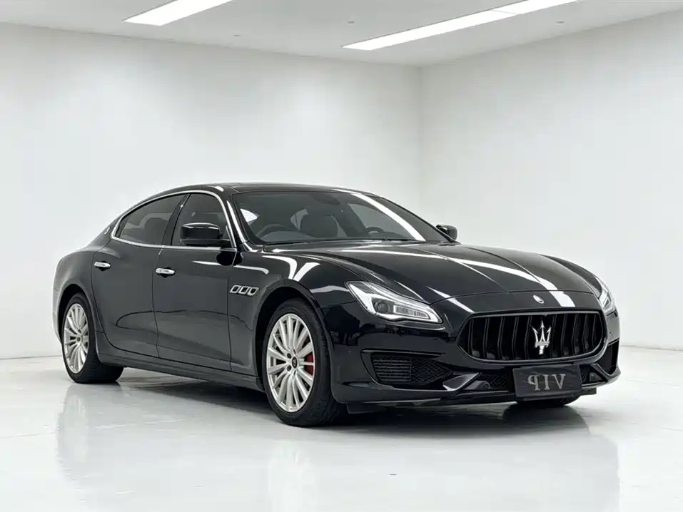 Maserati Quattroporte 2017 — фото 3