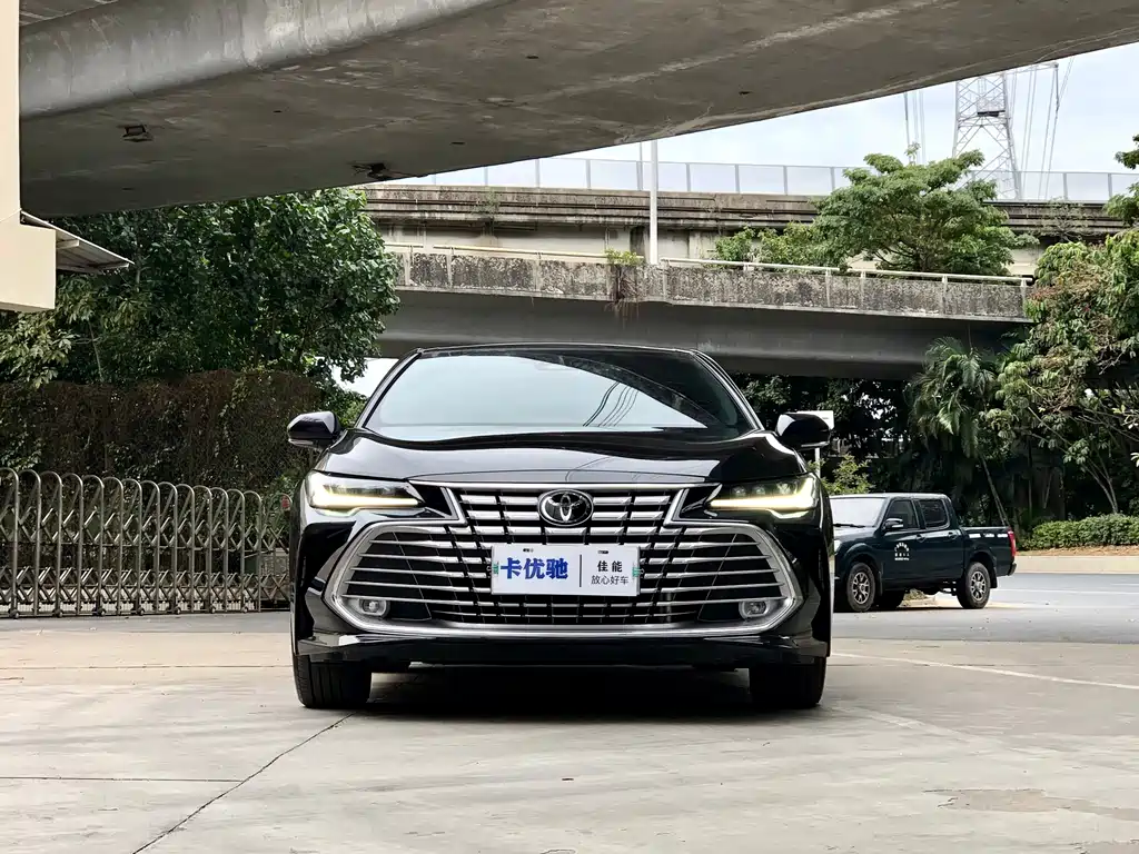 Toyota Avalon 2025 — фото 2