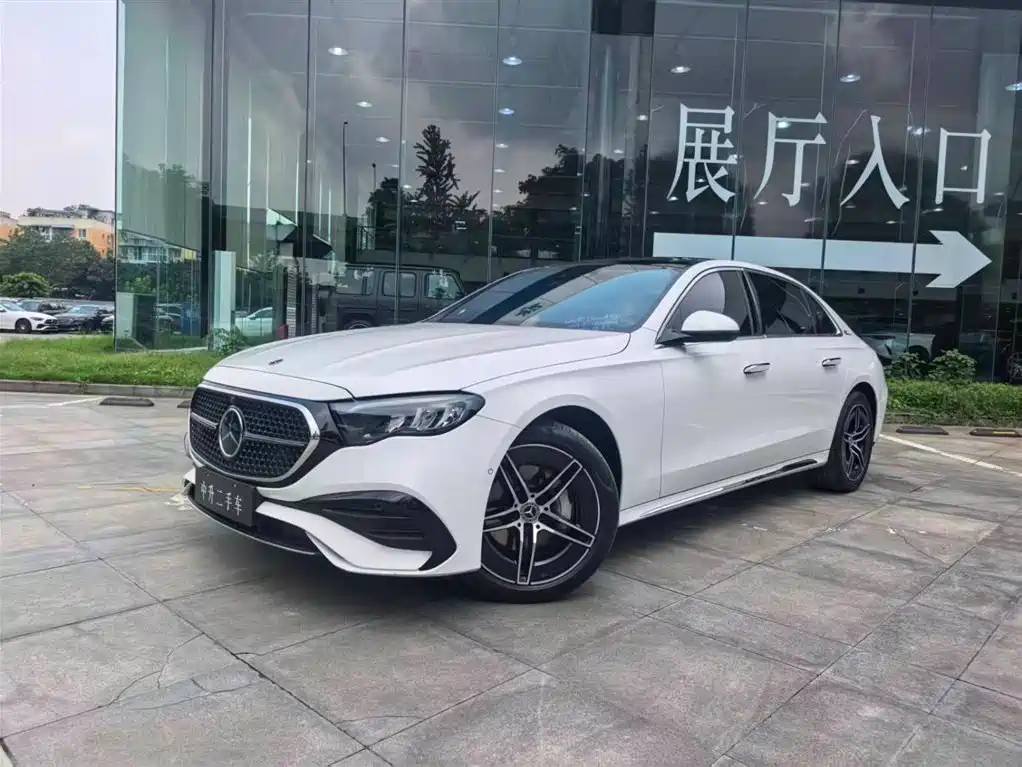 Mercedes-Benz E-Class 2024
