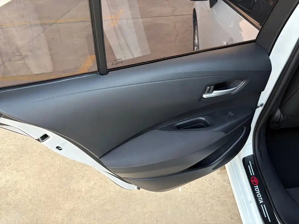 Toyota Corolla 2022 — фото 17