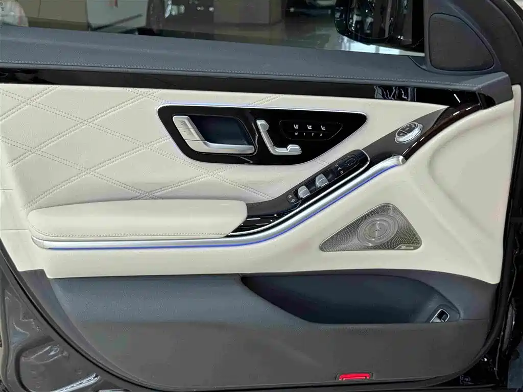 Mercedes-Benz Maybach S-Class 2021 — фото 21