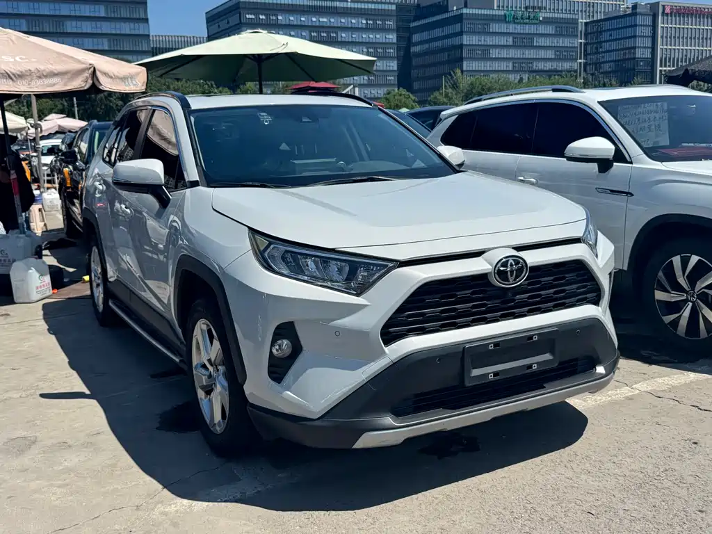 Toyota RAV4 2021