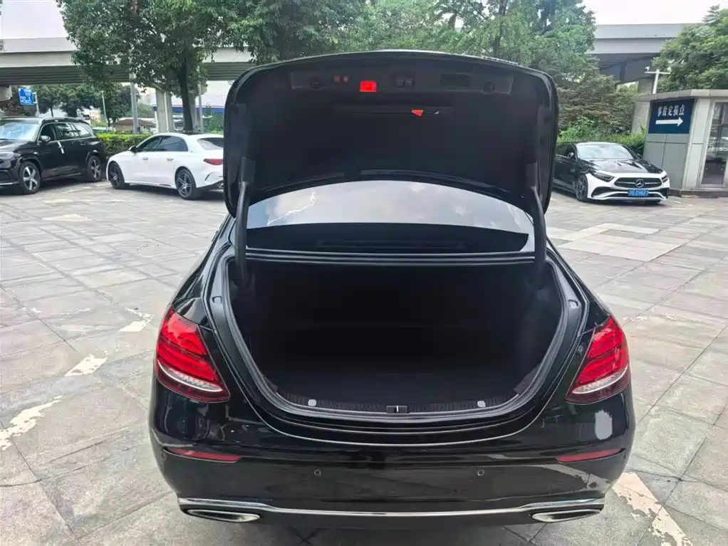 Mercedes-Benz E-Class 2020