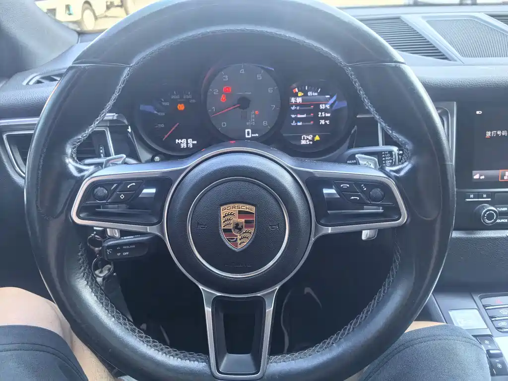 Porsche Macan 2016 — фото 6