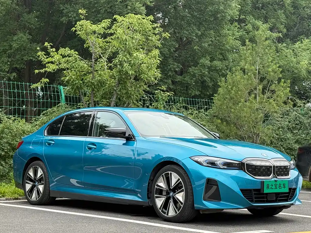 BMW i3 2023