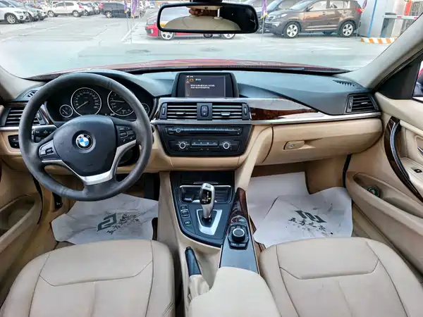 BMW 3 Series 2013