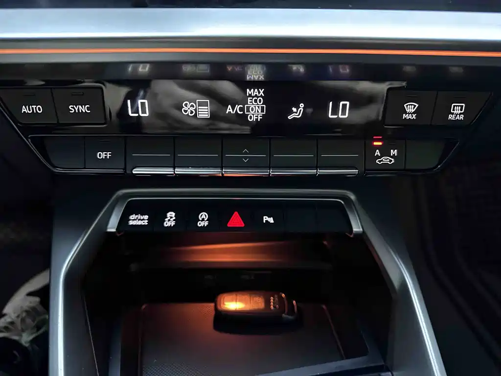 Audi A3 2022 — фото 14