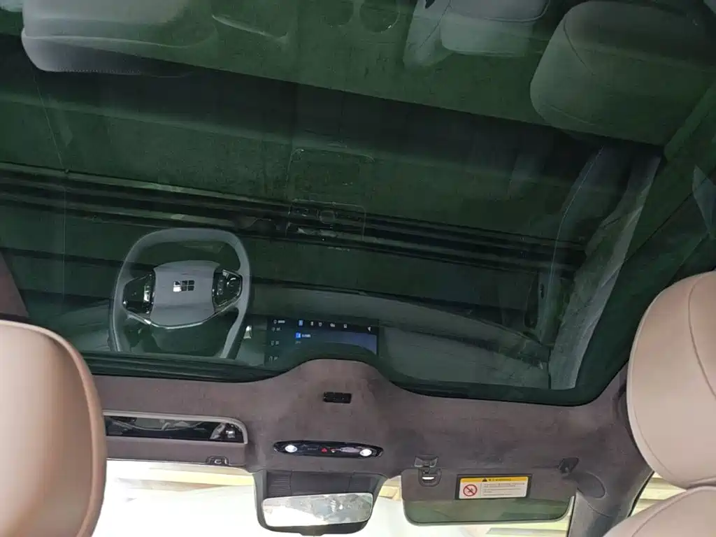 Geely Galaxy Starshine 8 2025 — фото 18
