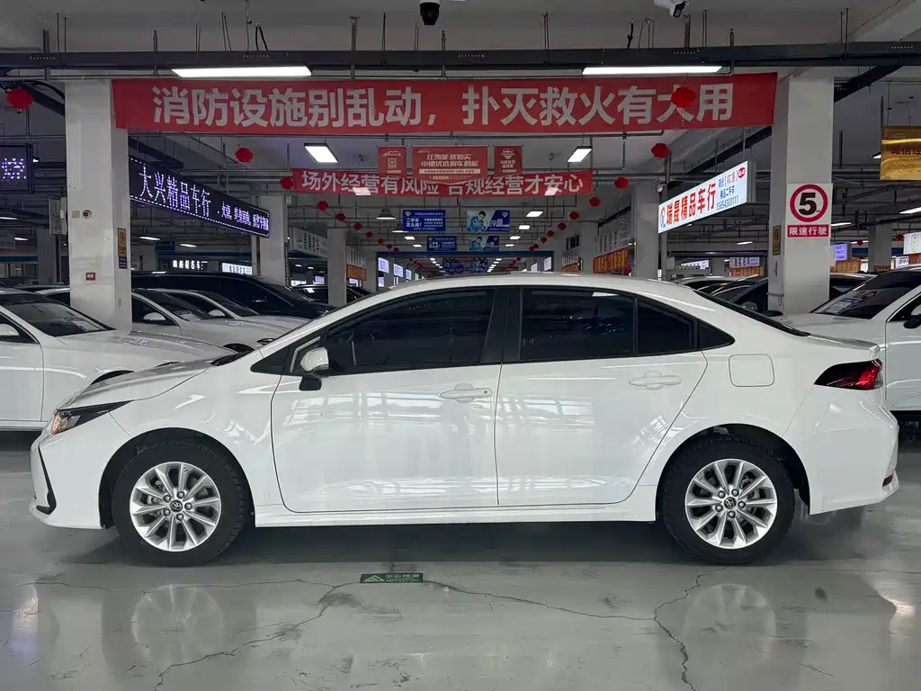 Toyota Corolla 2020 — фото 4