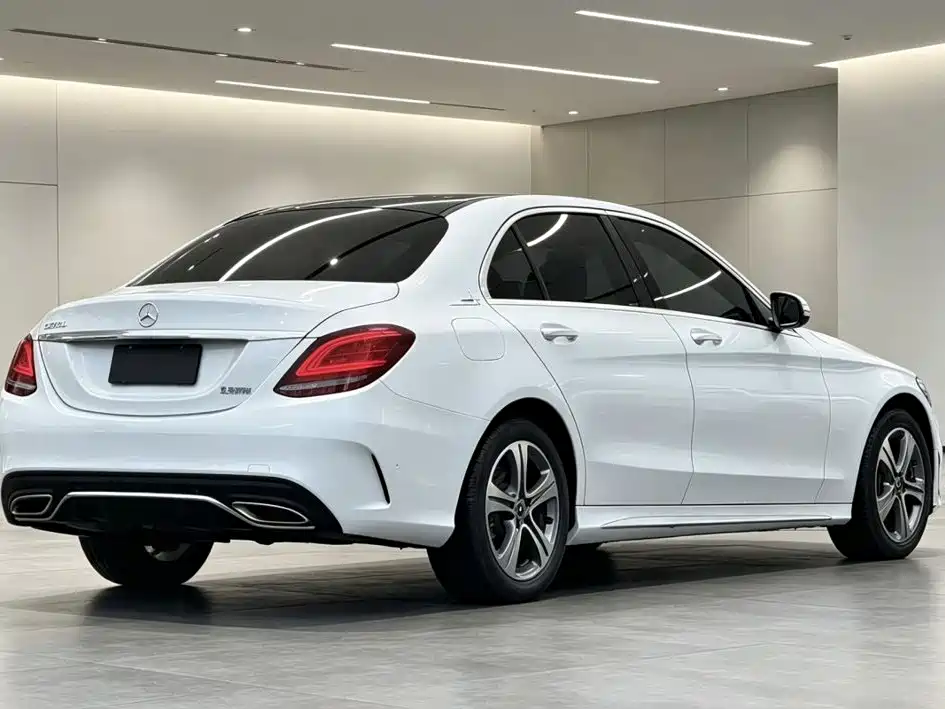 Mercedes-Benz C-Class 2019