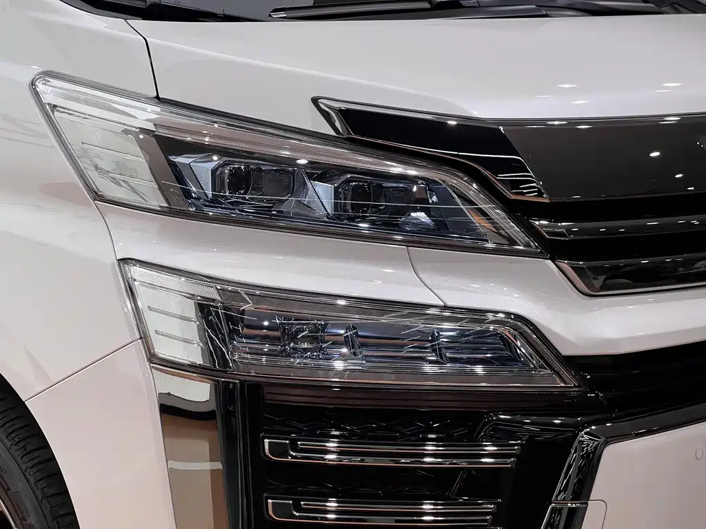 Toyota Vellfire 2022