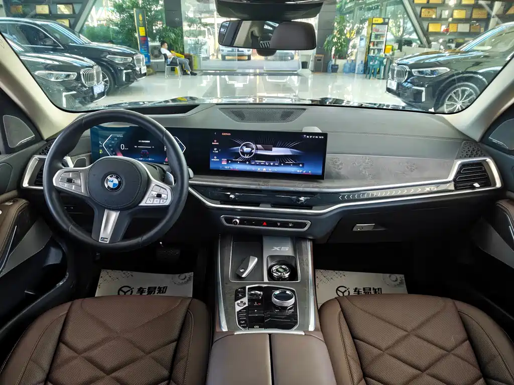 BMW X5 2026 — фото 10