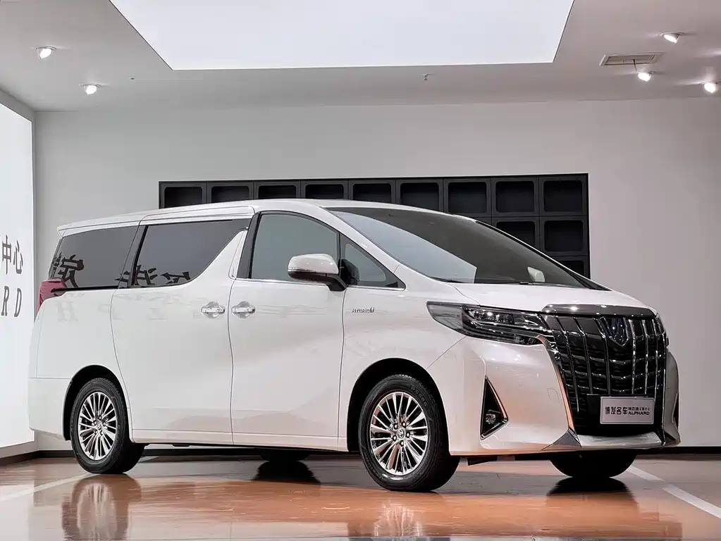 Toyota Alphard 2022